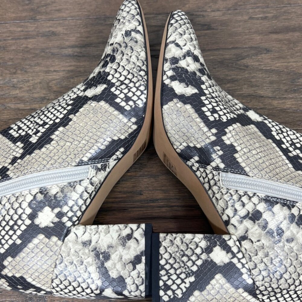 ANTHROPOLOGIE SILENT D Cara Heeled Ankle Boot Snakeskin Print Gray Sz 40 NWOB - Picture 5 of 9